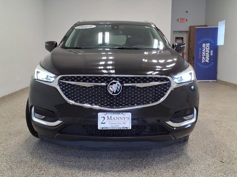 Used 2019 Buick Enclave Avenir w/ Avenir Technology Package image 2