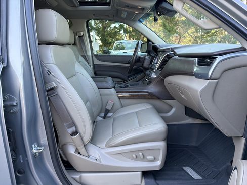 Used 2019 Chevrolet Tahoe LT AWD/4WD image 33