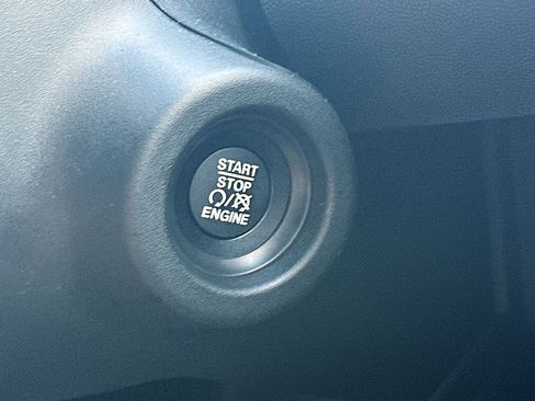 Used 2024 RAM ProMaster 3500 w/ Delivery Van Package image 27