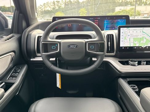 New 2026 Ford Expedition Max Active RWD image 14