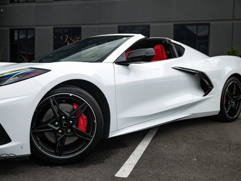 Used 2020 Chevrolet Corvette Stingray Coupe w/ Z51 Performance Package RWD image 8