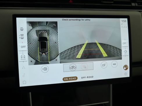 New 2026 Land Rover Range Rover SE image 16