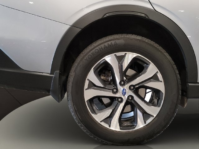 Used 2020 Subaru Outback Limited XT w/ Popular Package #2 AWD/4WD image 34