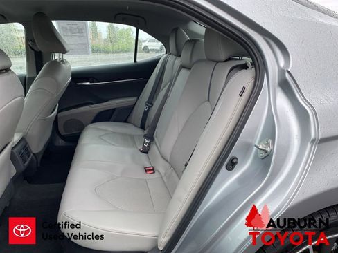 Certified 2021 Toyota Camry XLE FWD image 23