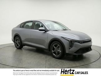 Used 2025 Kia K4 LXS video 1
