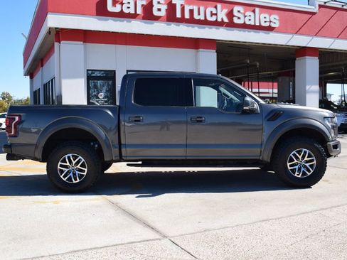 Used 2018 Ford F150 Raptor w/ Equipment Group 802A Luxury image 2