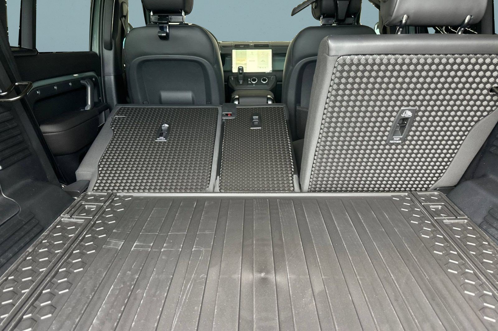 New 2026 Land Rover Defender 110 Trophy Edition AWD/4WD image 26