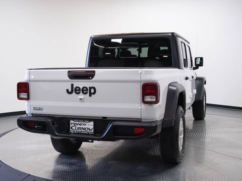 Used 2023 Jeep Gladiator Sport AWD/4WD image 8