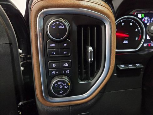 Used 2020 Chevrolet Silverado 2500 High Country w/ Z71 Off-Road Package image 42