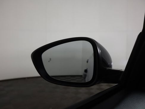 Certified 2025 Honda Accord SE image 37