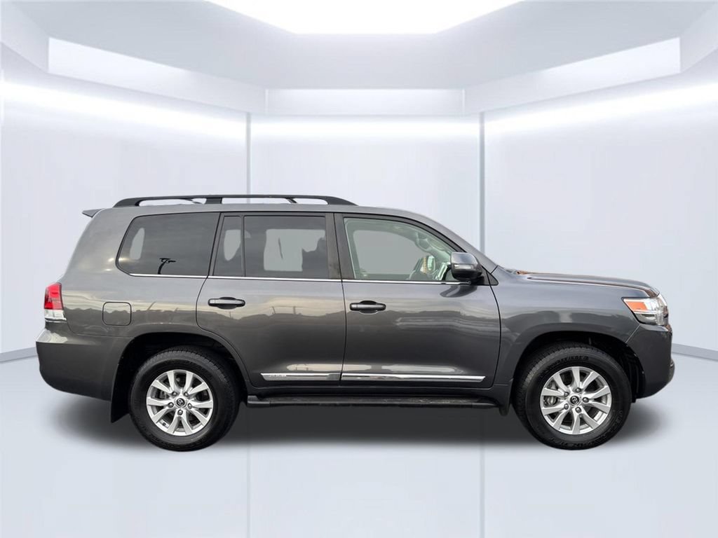 Used 2017 Toyota Land Cruiser AWD/4WD image 7