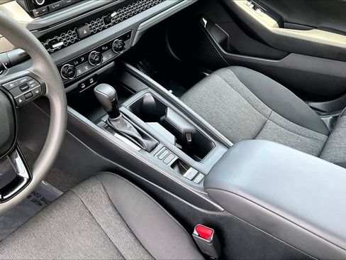 Used 2023 Honda Accord EX image 16