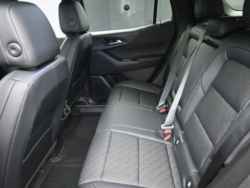 New 2026 Chevrolet Equinox LT w/ Convenience Package II image 10