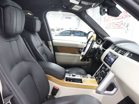 Used 2018 Land Rover Range Rover Supercharged AWD/4WD image 30