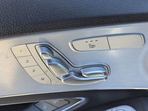 Used 2020 Mercedes-Benz C 300 Sedan image 21