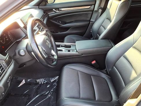 Used 2022 Honda Accord Sport image 13