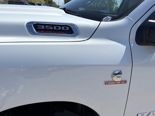 New 2026 RAM 3500 Laramie AWD/4WD image 11