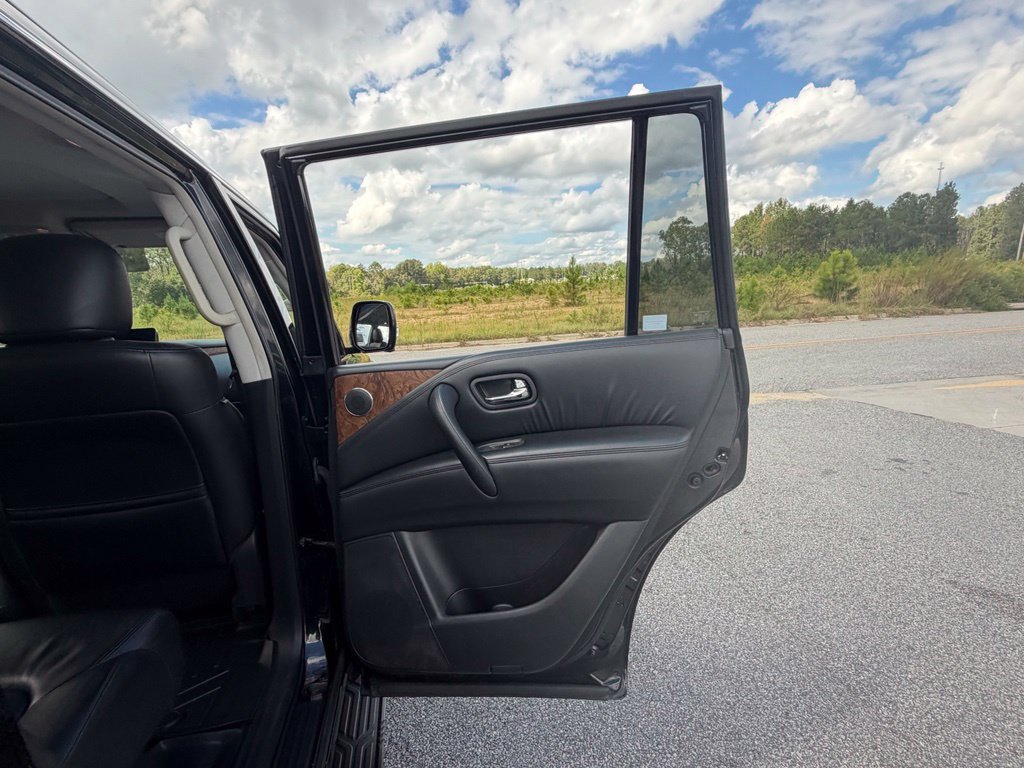 Used 2022 Nissan Armada SL w/ Captain's Chairs Package RWD image 48