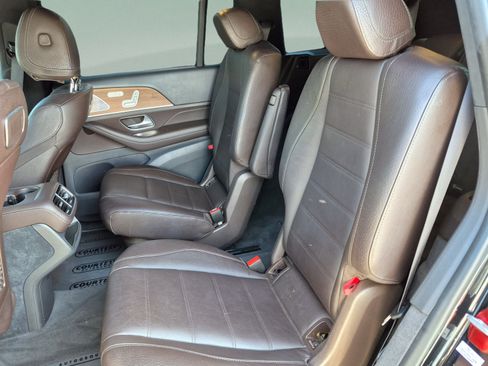 Used 2020 Mercedes-Benz GLS 450 4MATIC image 19