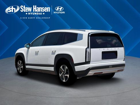 New 2026 Hyundai Ioniq 9 S image 6