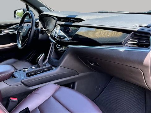 Used 2021 Cadillac XT6 Premium Luxury FWD image 19