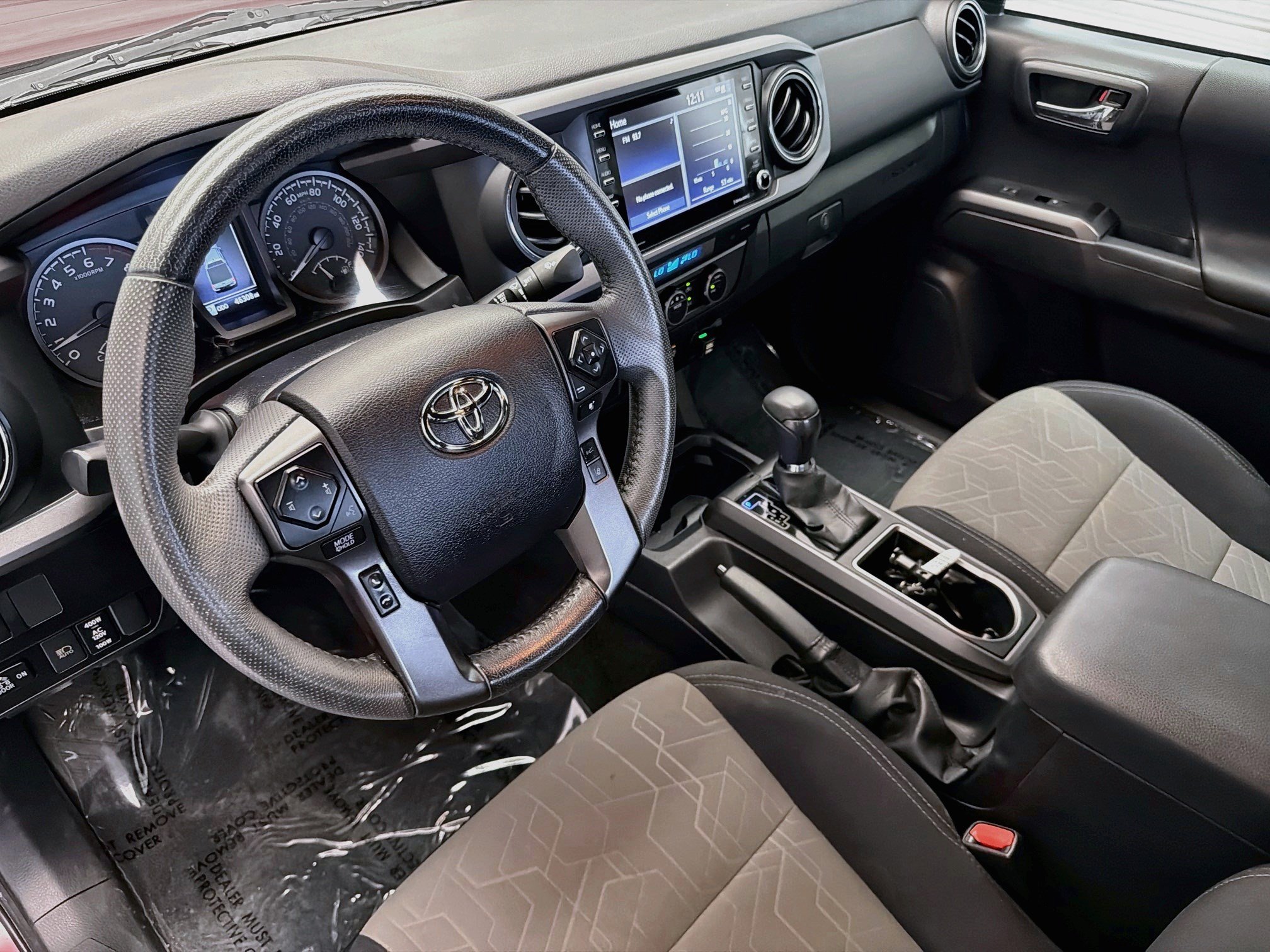 Used 2022 Toyota Tacoma TRD Sport AWD/4WD image 7