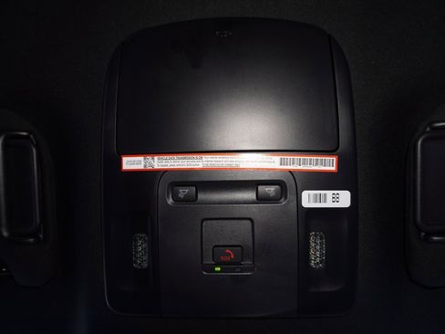 Certified 2025 Toyota Camry SE image 21