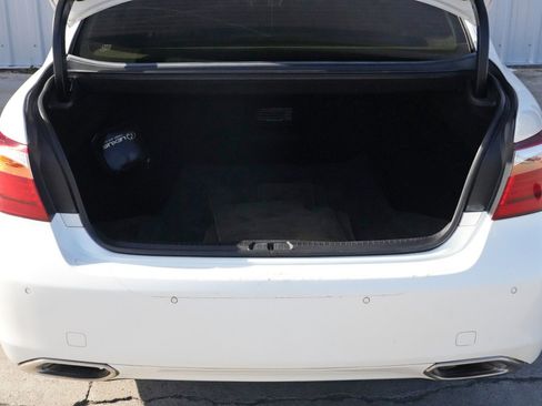 Used 2012 Lexus LS 460 w/ Comfort Pkg image 9