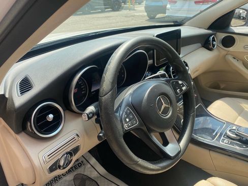 Used 2016 Mercedes-Benz C 300 Sedan image 21