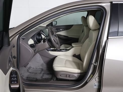Used 2024 Chevrolet Malibu LT FWD image 29