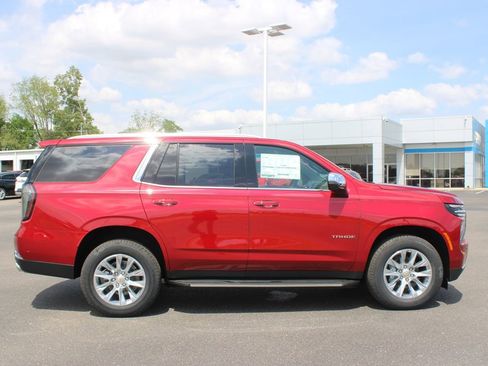 New 2026 Chevrolet Tahoe Premier w/ Sun And Tow Package AWD/4WD image 11