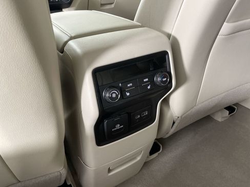 Used 2023 GMC Acadia Denali w/ Denali Ultimate Package image 21