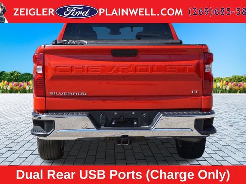 Used 2024 Chevrolet Silverado 1500 LT AWD/4WD image 4