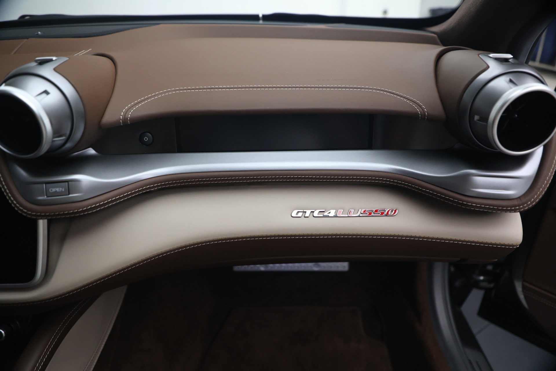 Certified 2019 Ferrari GTC4Lusso AWD/4WD image 24