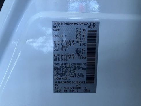 Used 2017 Nissan Pathfinder S image 34