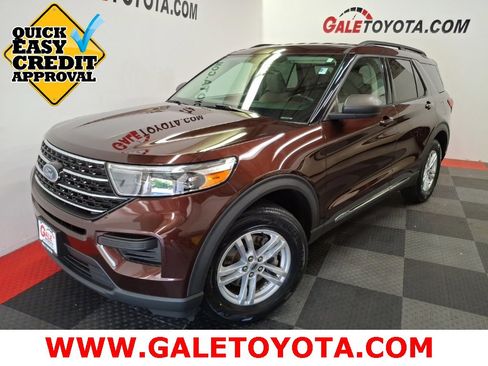 Used 2020 Ford Explorer XLT w/ Comfort Package image 1