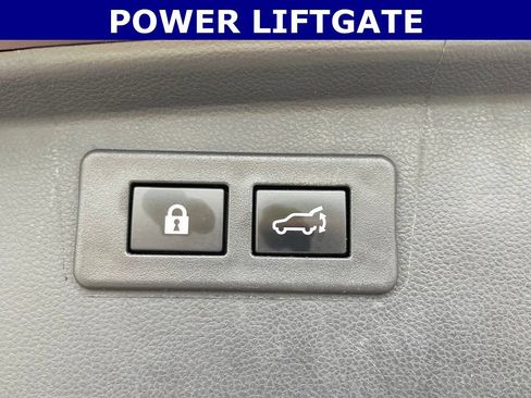 Used 2023 Subaru Outback Limited AWD/4WD image 16