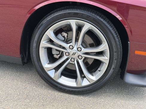 Used 2022 Dodge Challenger GT w/ Plus Package RWD image 12