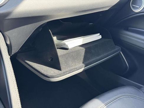 Used 2023 Alfa Romeo Stelvio Veloce image 30