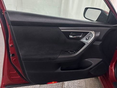Used 2015 Nissan Altima 2.5 S image 8