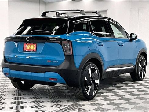 New 2025 Nissan Kicks SR w/ Illumination Package image 17