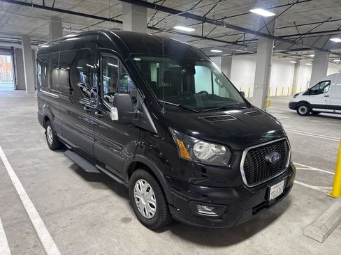 Used 2025 Ford Transit 350 XLT RWD image 7