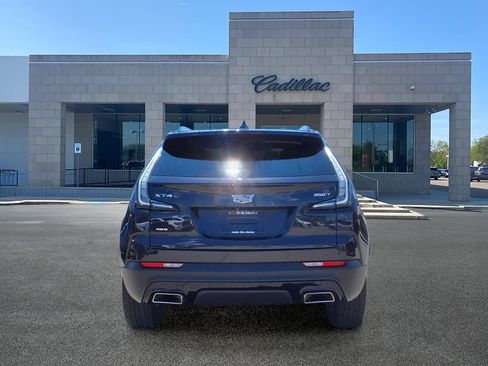 Used 2023 Cadillac XT4 Sport w/ Cold Weather Package AWD/4WD image 5