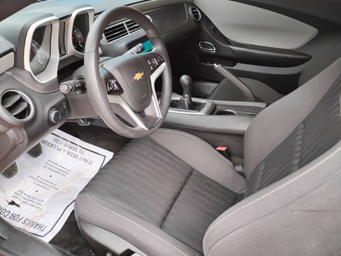 Used 2014 Chevrolet Camaro LS RWD image 9