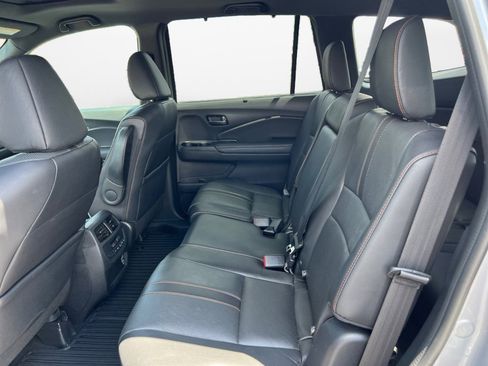 Used 2022 Honda Pilot TrailSport image 15