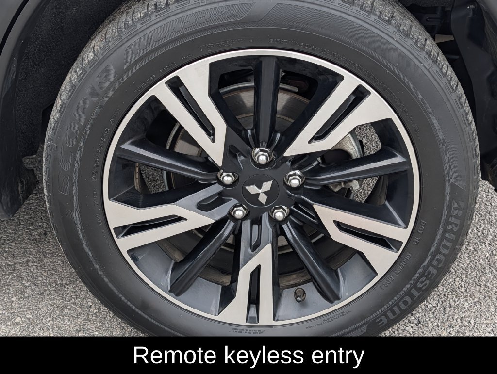 Used 2025 Mitsubishi Eclipse Cross SE AWD/4WD image 9