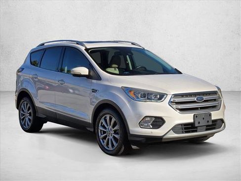 Used 2018 Ford Escape Titanium w/ Ford Safe & Smart Package image 3