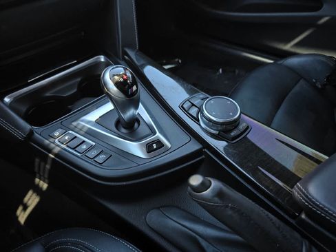 Used 2016 BMW M4 Coupe RWD image 13