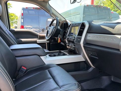 Used 2021 Ford F250 Lariat w/ Chrome Package AWD/4WD image 2