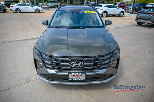 Certified 2025 Hyundai Tucson SEL AWD/4WD image 8